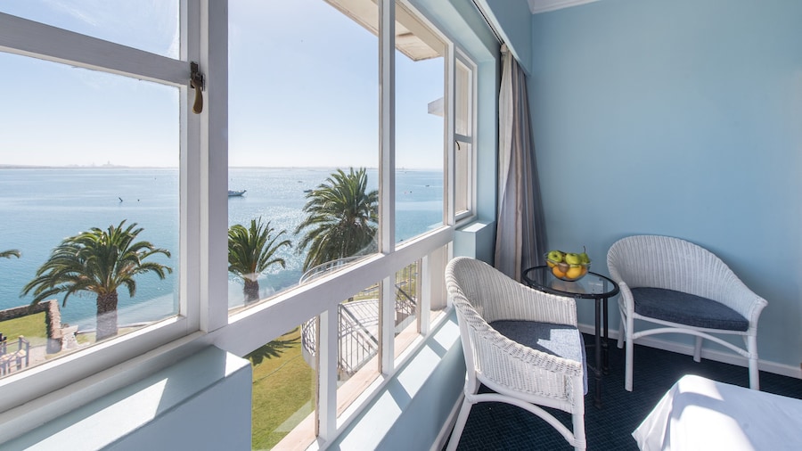 Saldanha Bay Hotel