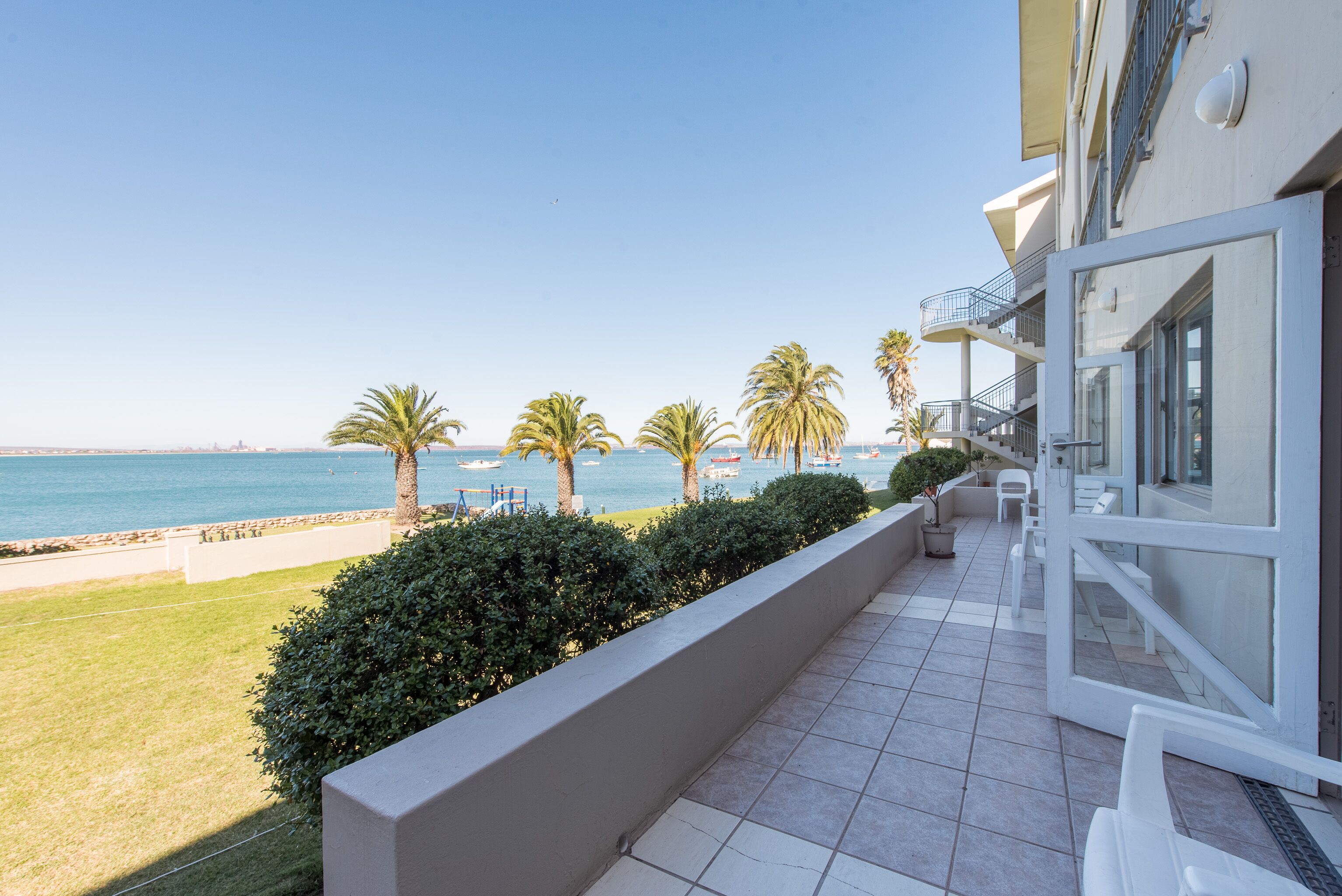 Tomannsrom – deluxe, sjøutsikt | Terrasse/patio