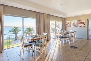 Breakfast, lunch, dinner served; sea views