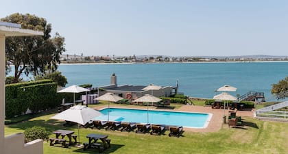 Saldanha Bay Hotel