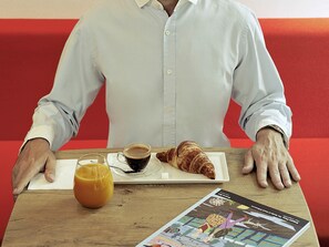 Breakfast, lunch and dinner served - ibis Montbeliard (Montbeliard)