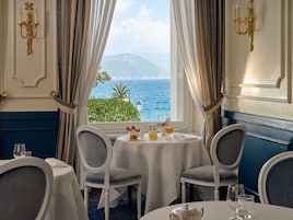 Desayuno buffet incluido todos los días