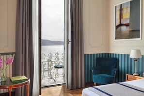 1 bedroom, Frette Italian sheets, premium bedding, down duvets