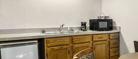 In-room safe, desk, iron/ironing board, rollaway beds