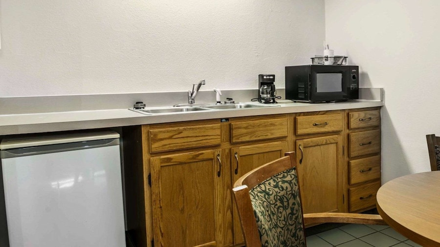 Quality Inn Rochester South