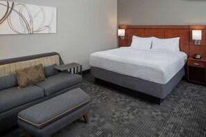 Premium bedding, in-room safe, desk, blackout drapes