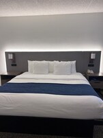 Premium bedding, pillowtop beds, desk, laptop workspace
