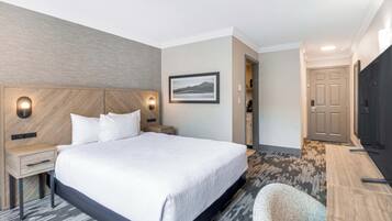 Chambre Standard, 1 grand lit, cuisine (Atrium Building) | Literie de qualité, coffre-fort, décor unique, bureau