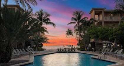 Beachside Resort & Residences