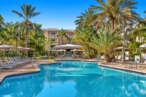 Outdoor pool, pool umbrellas, sun loungers