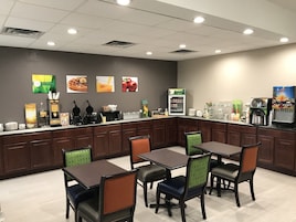 Café da manhã continental grátis todos os dias