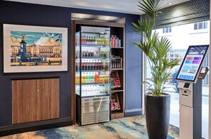Snack bar