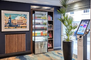 Snack bar
