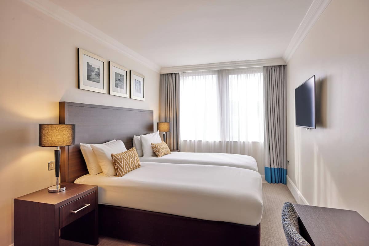 In-room safe, desk, soundproofing, iron/ironing board