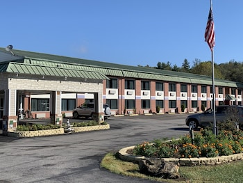 Motel 6 Williamstown, WV