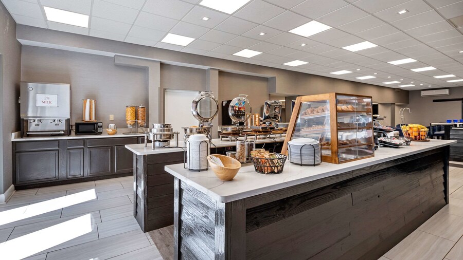 Clarion Hotel Conference Center Lexington North