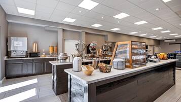 Free daily buffet breakfast