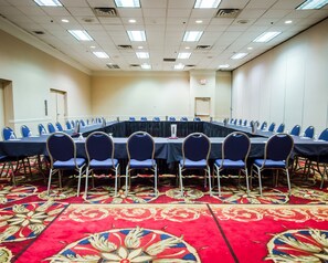 Banquet hall - Clarion Hotel Conference Center Lexington North (Lexington)