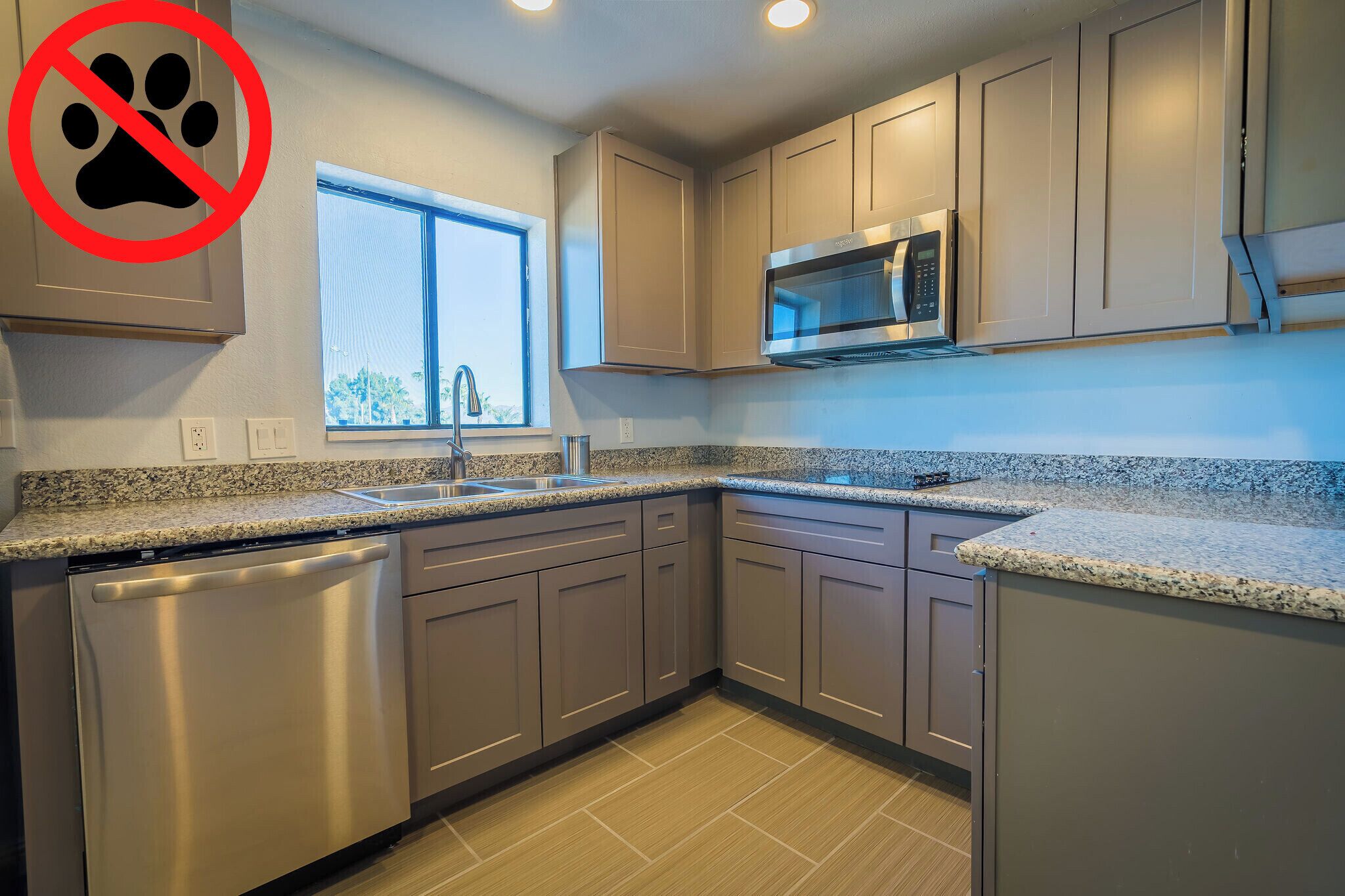 Family Apartment | Private kitchen | Fridge, microwave, stovetop, dishwasher