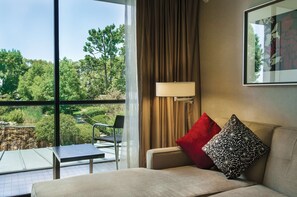 Suite, 1 King Bed, Garden View | Premium bedding, down comforters, pillowtop beds, in-room safe