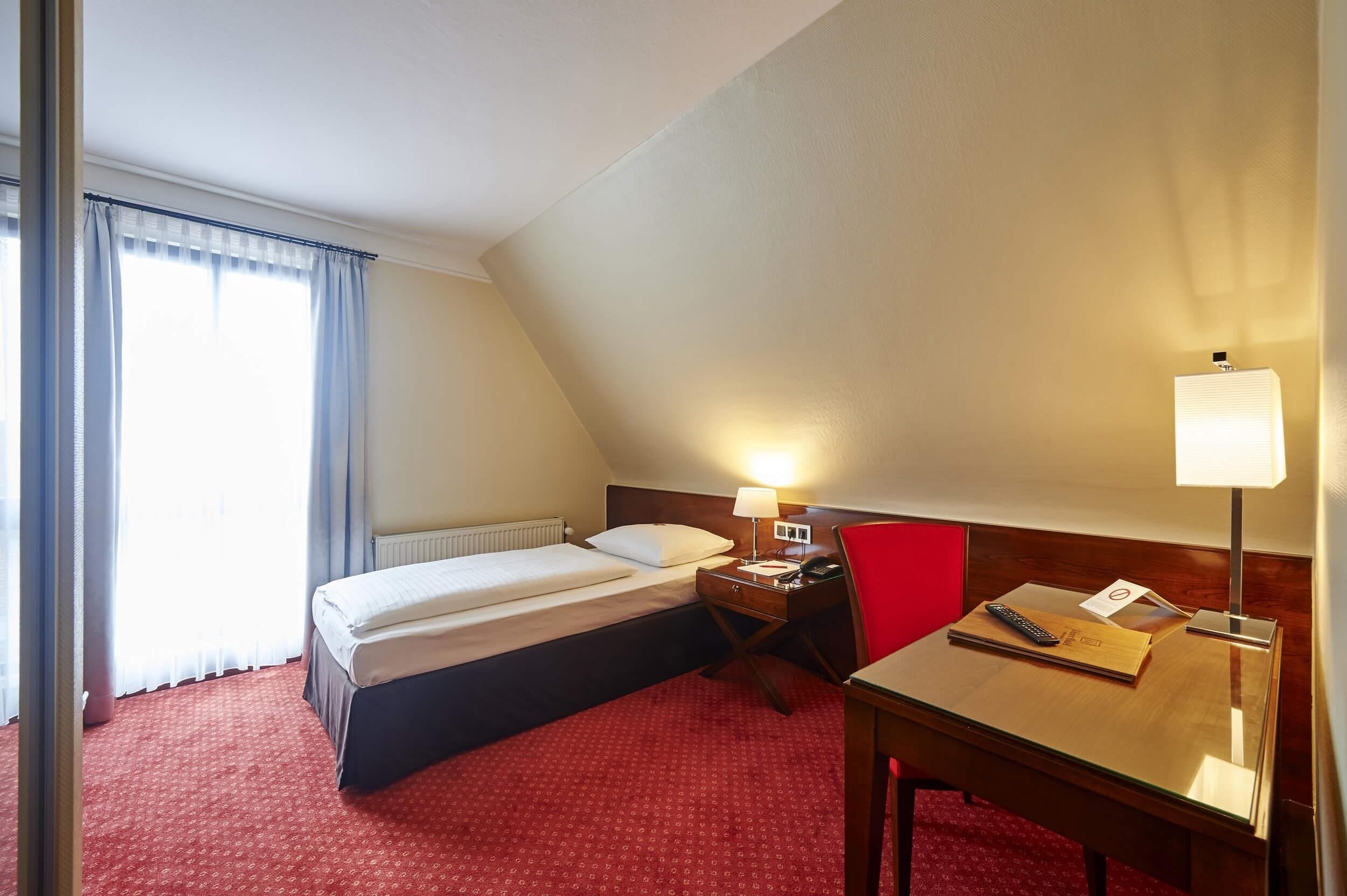 Hypo-allergenic bedding available, minibar, in-room safe, desk