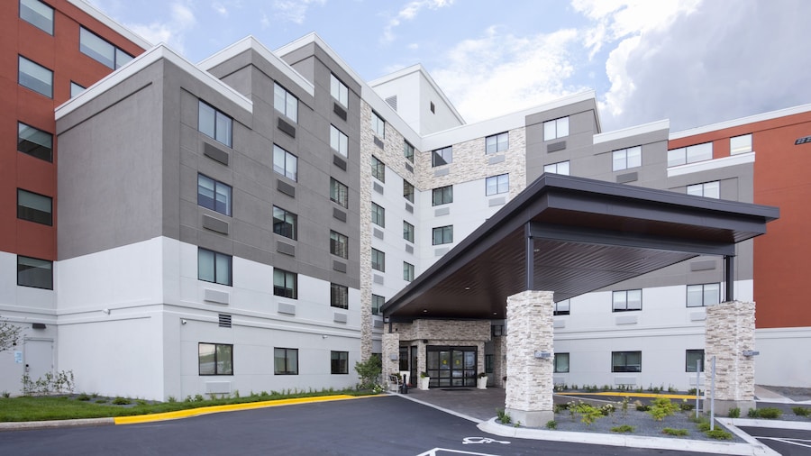 Holiday Inn Express Roseville-St. Paul by IHG