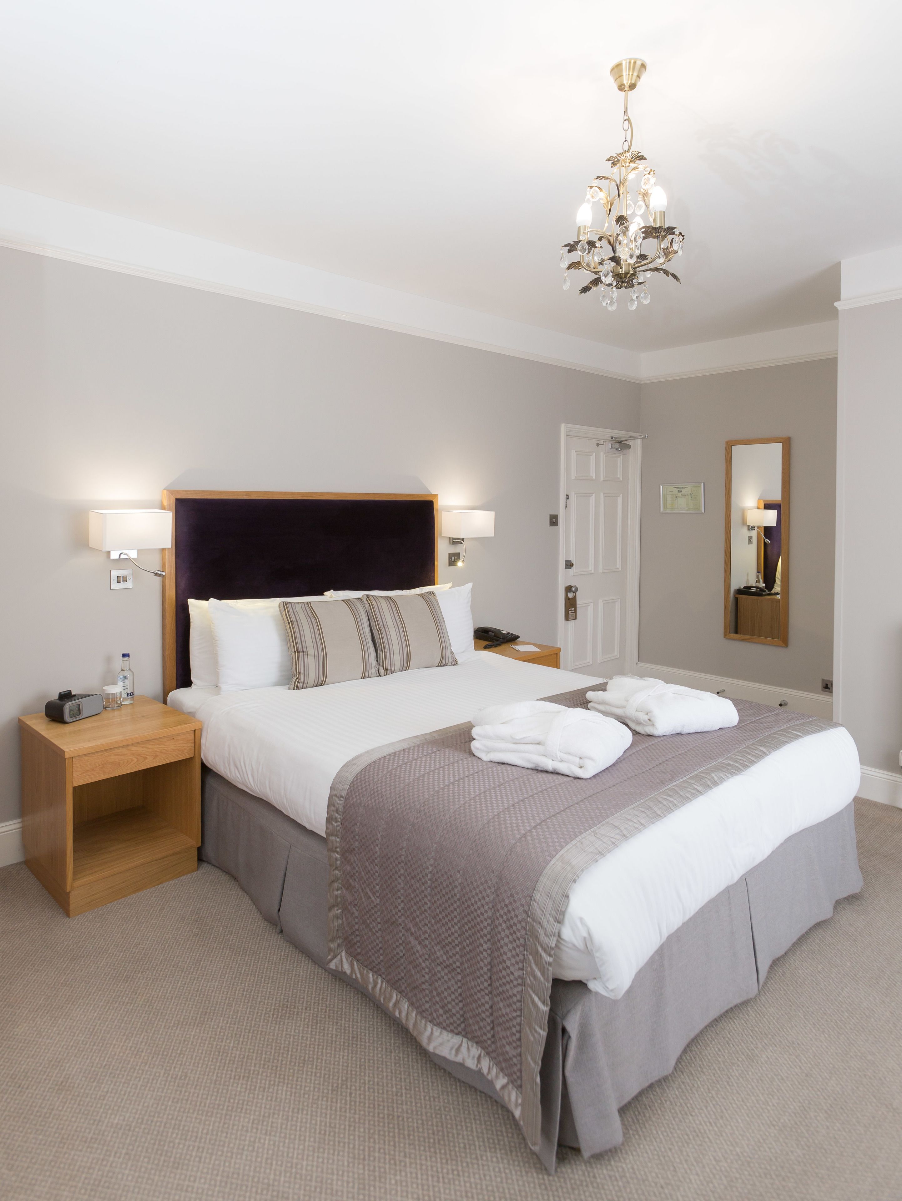 superior room, 1 double bed, non smoking | egyptian cotton sheets, premium bedding, pillow-top beds, in-room safe