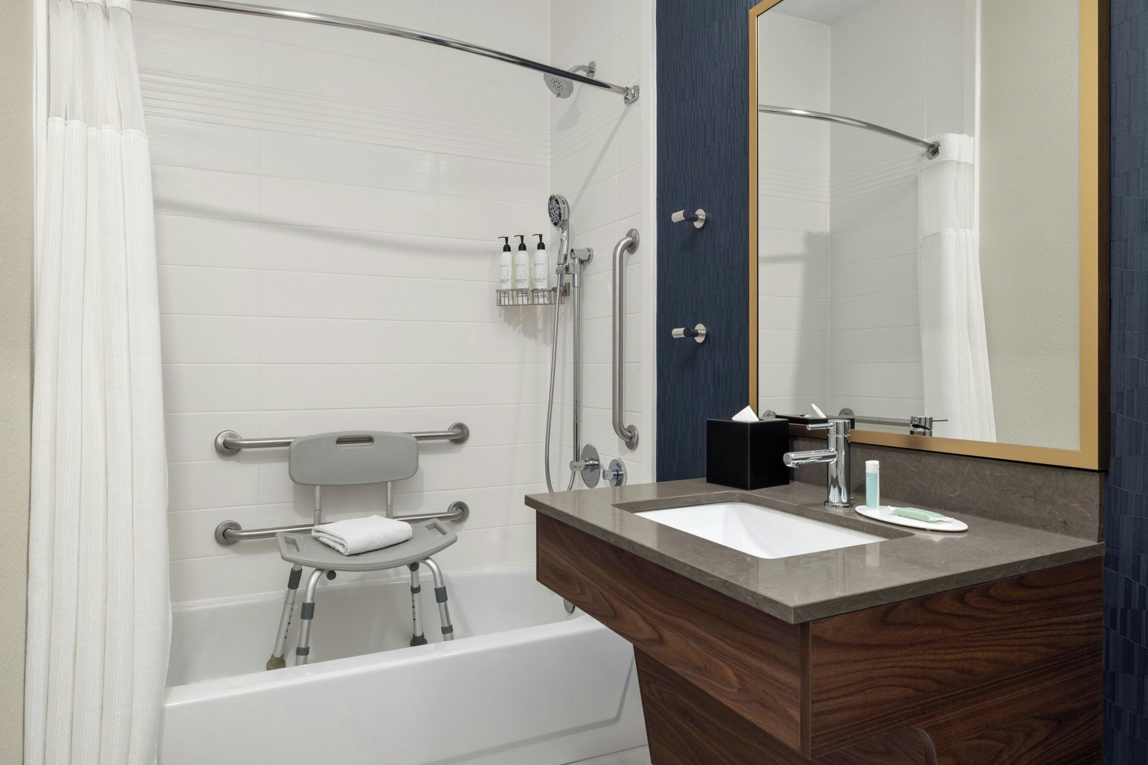 Photo - Fairfield Inn & Suites Indianapolis Airport