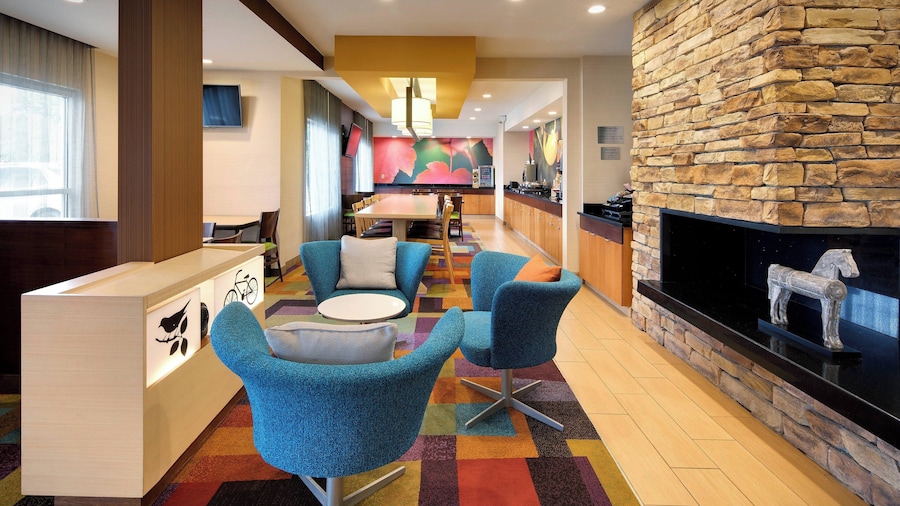 Fairfield Inn and Suites by Marriott Indianapolis Airport