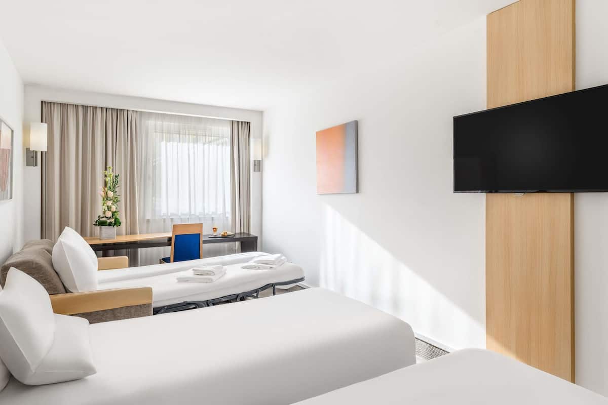 Chambre familiale avec lits jumeaux | 1 chambre, couette en duvet, lit avec matelas en mousse à mémoire