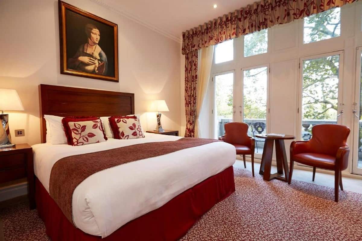 Deluxe Room, 1 King Bed | 1 bedroom, Egyptian cotton sheets, premium bedding, memory foam beds