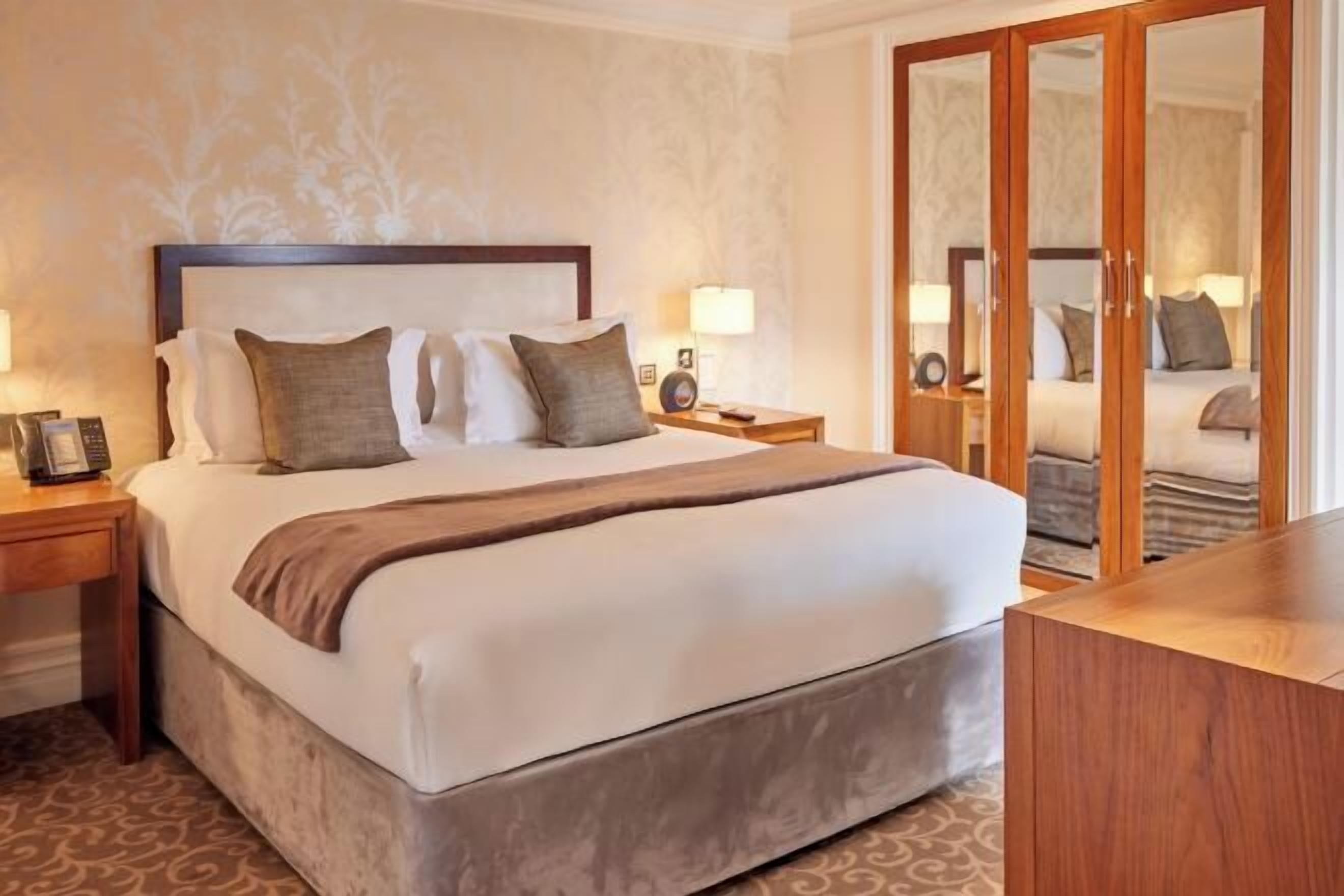 Egyptian cotton sheets, premium bedding, memory foam beds, free minibar