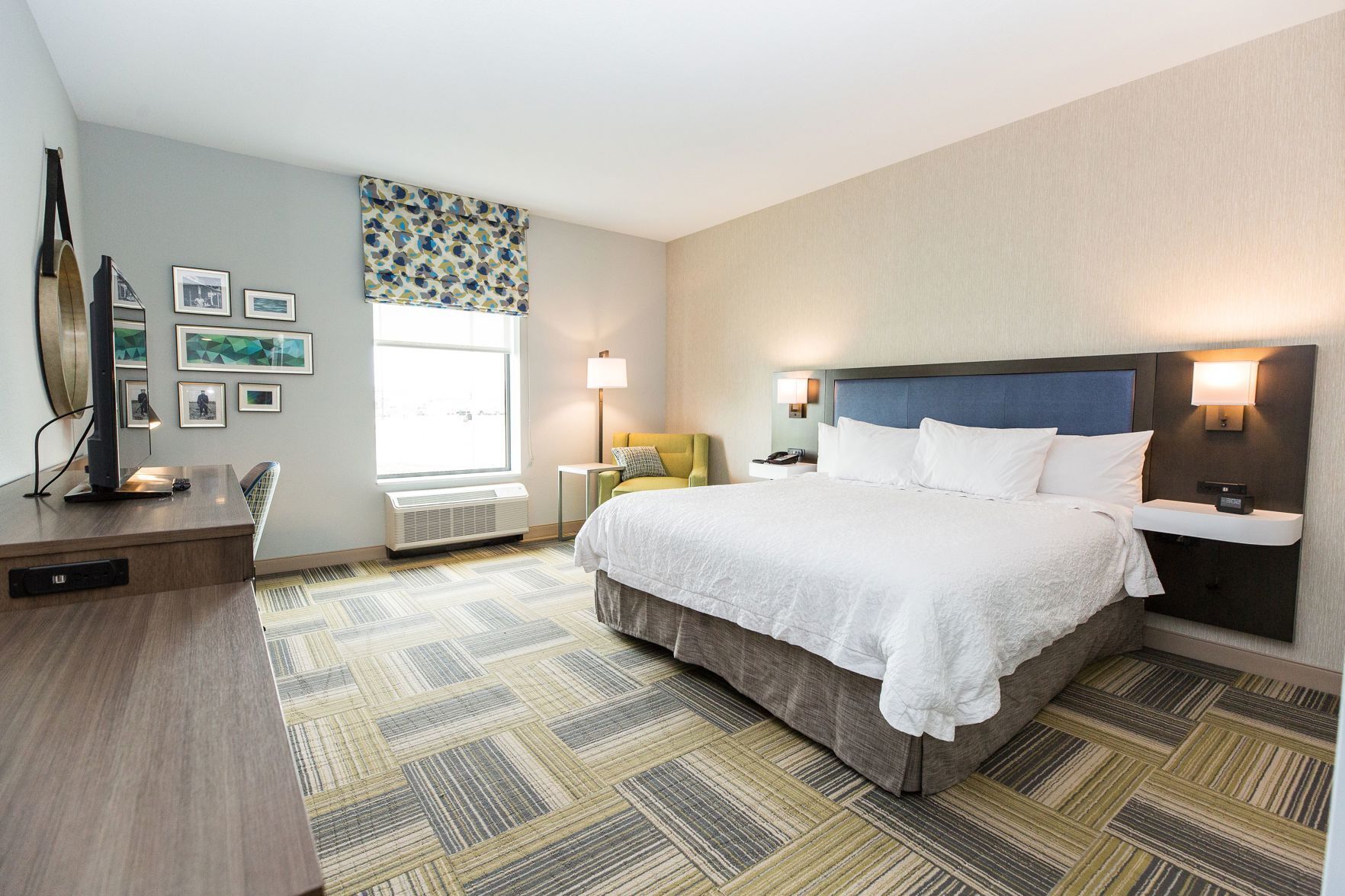 In-room safe, cribs/infant beds, rollaway beds, free WiFi