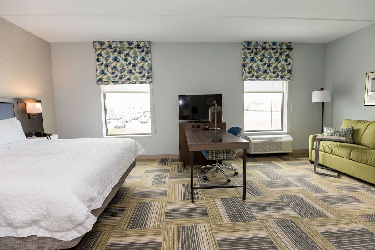 In-room safe, cribs/infant beds, rollaway beds, free WiFi