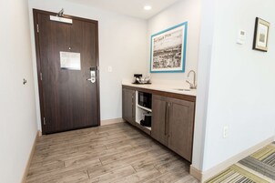 Fridge, microwave, coffee/tea maker