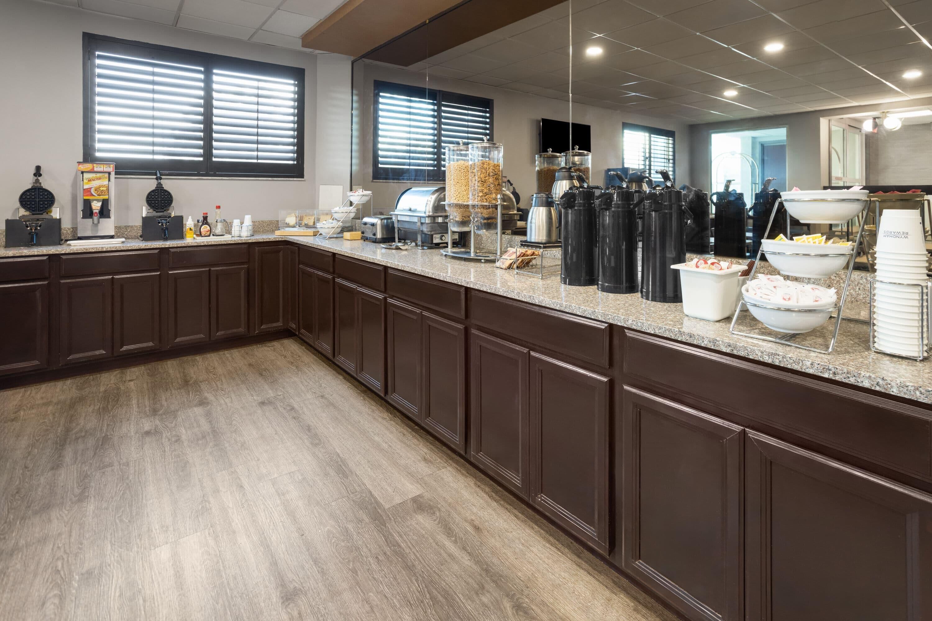 Free daily continental breakfast