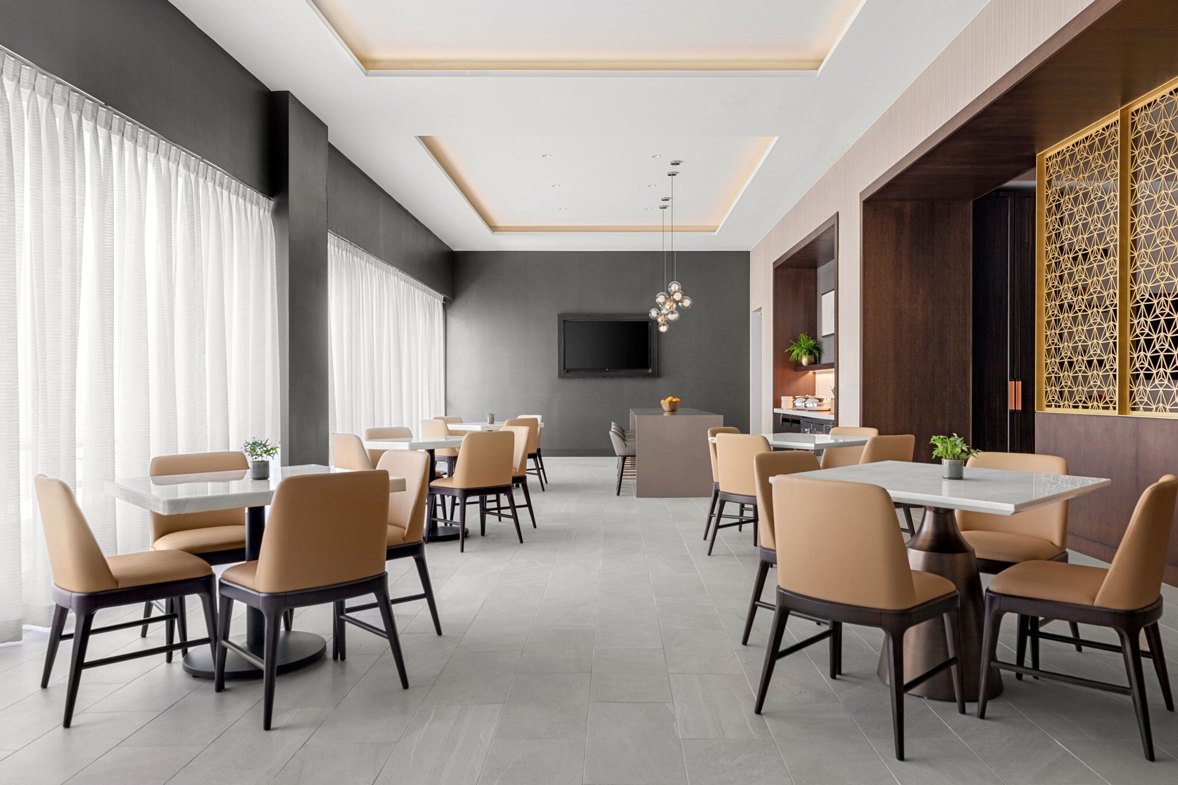 daily full breakfast for a fee