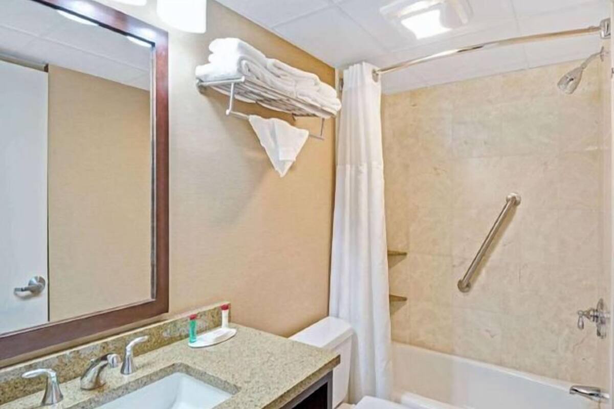 Baño | Amenidades de baño gratuitas, secadora de cabello, toallas