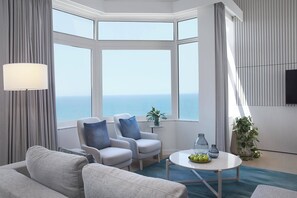 Presidential Suite, 1 Bedroom, Ocean View (Balcony) | Premium bedding, minibar, in-room safe, desk - JW Marriott Gold Coast Resort & Spa (Surfers Paradise)