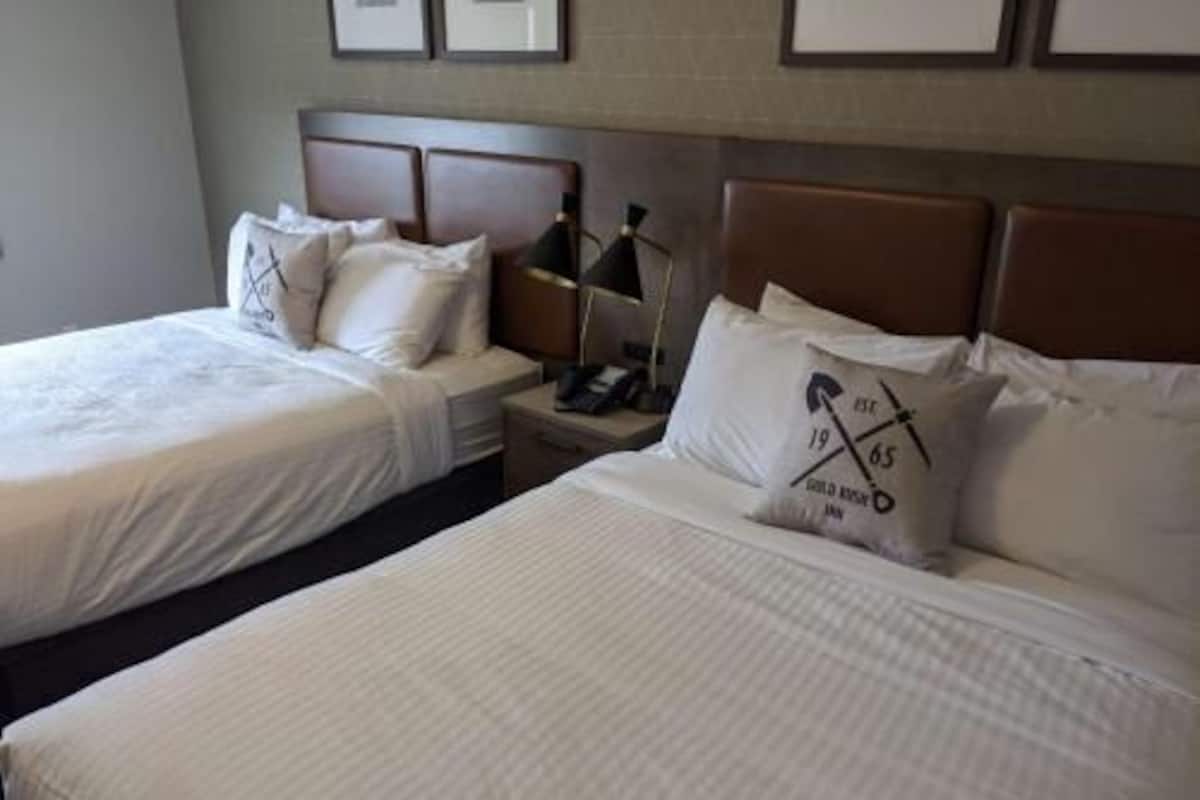 In-room safe, desk, laptop workspace, blackout drapes