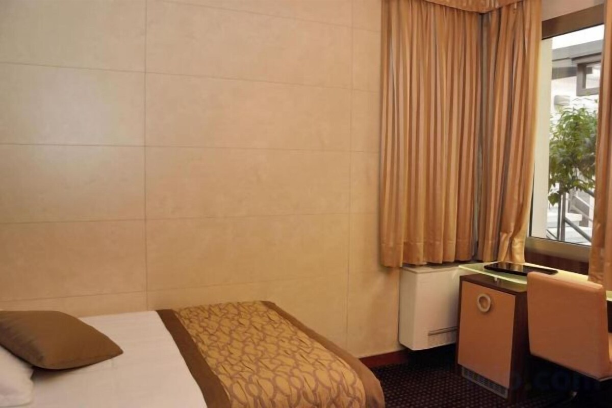 Comfort Single Room