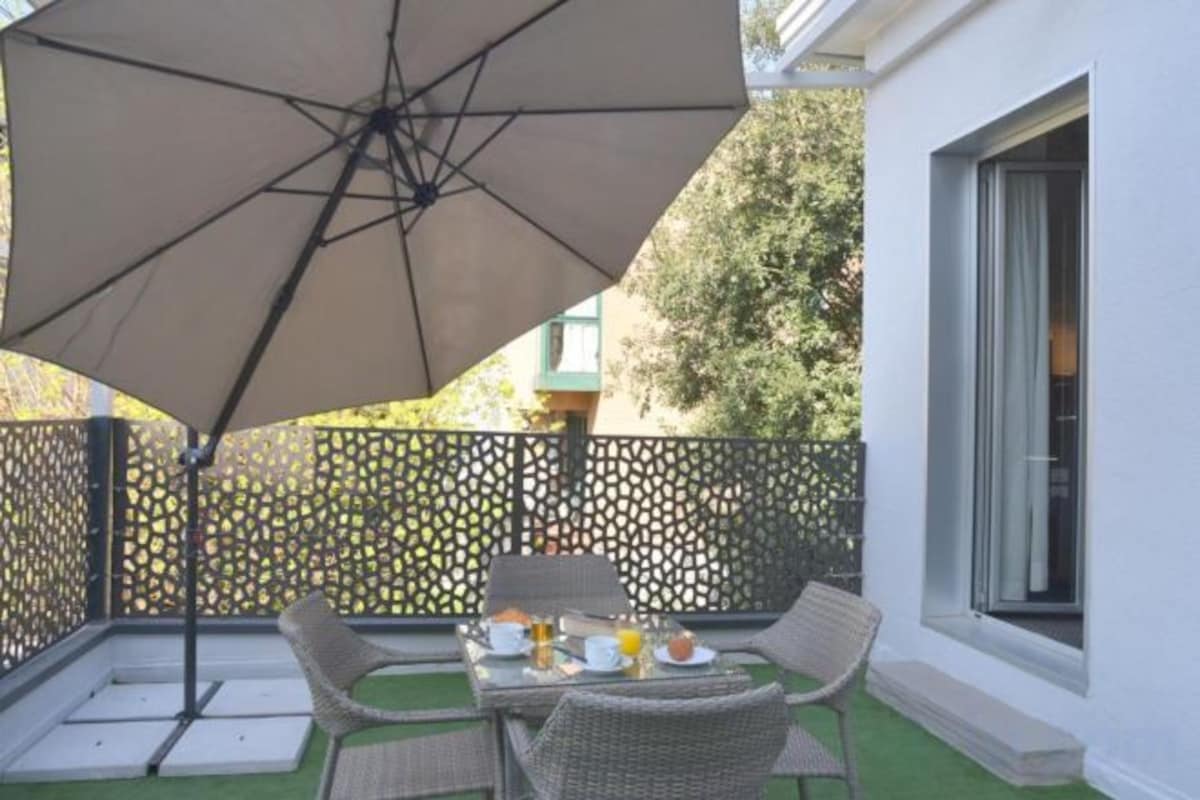 Comfort Room With Terrace
