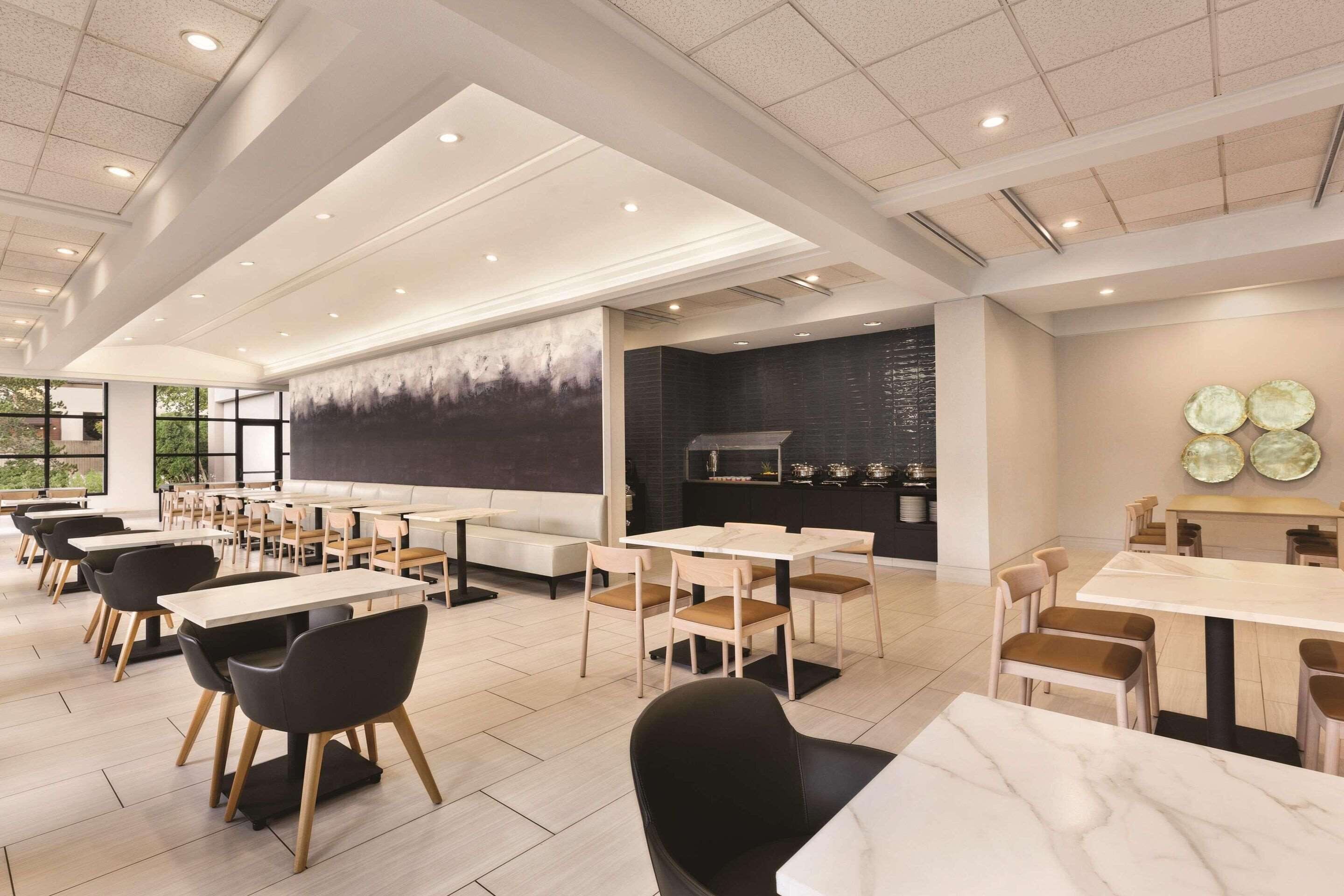 Photo - Radisson Hotel Seattle Airport