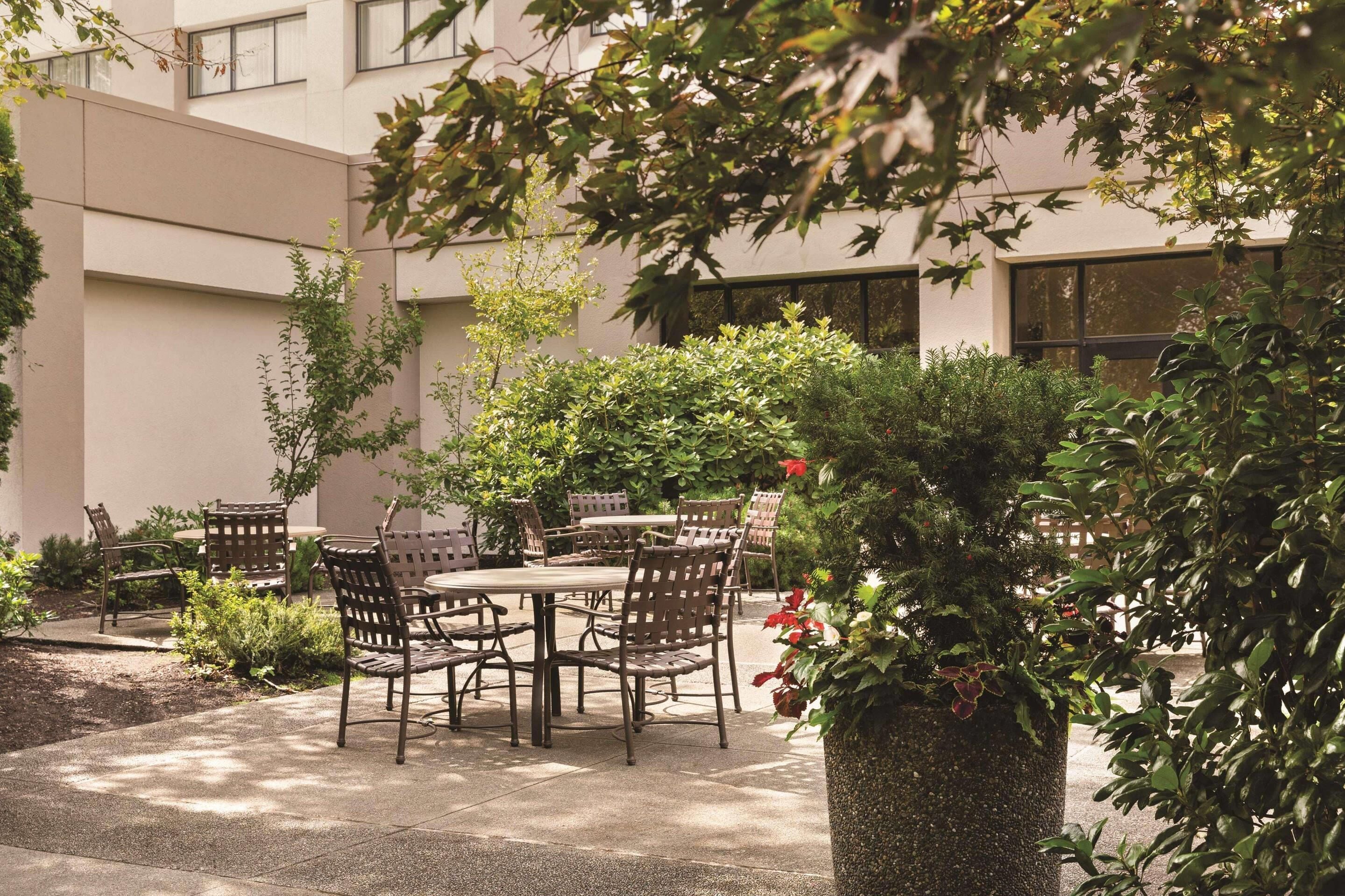 Photo - Radisson Hotel Seattle Airport