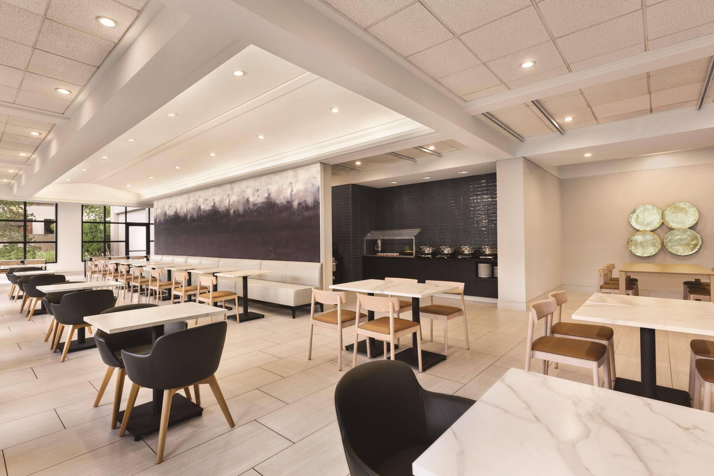 Photo - Radisson Hotel Seattle Airport