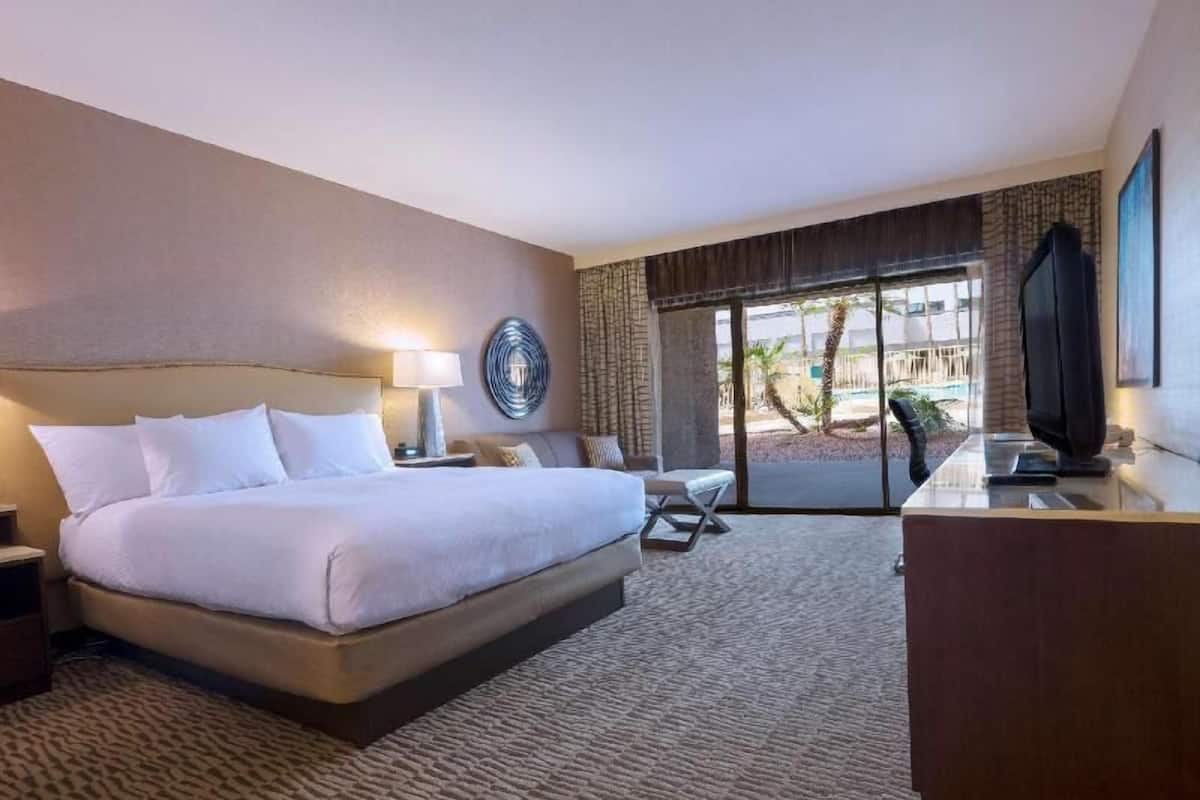 Hypo-allergenic bedding, in-room safe, soundproofing, iron/ironing board