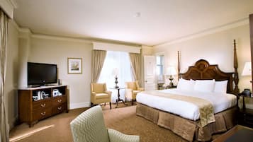 Room, 1 King Bed | Premium bedding, pillowtop beds, in-room safe, desk