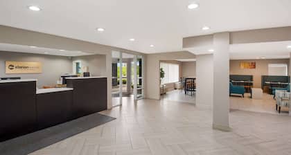 Clarion Pointe Indianapolis Northeast