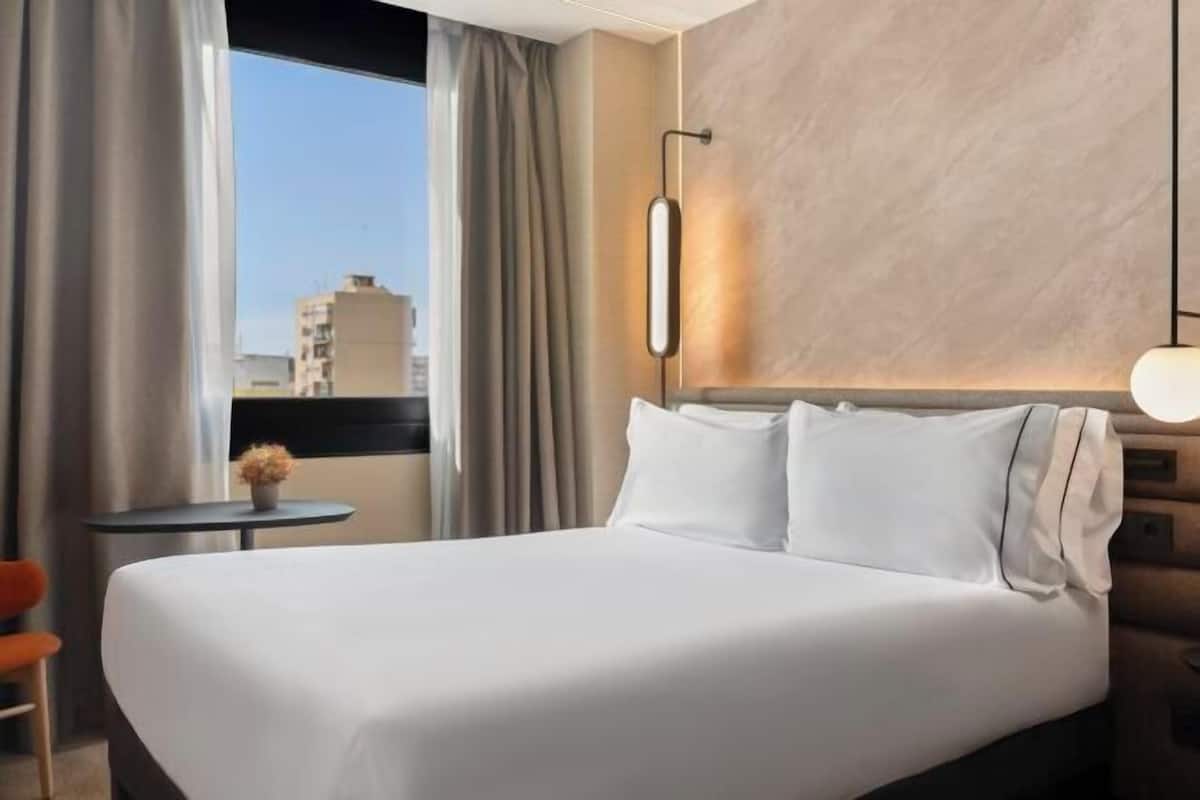 Minibar, chambres insonorisées, Wi-Fi gratuit, draps fournis