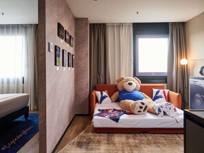 Minibar, habitacions insonoritzades, wifi gratuïta i roba de llit 